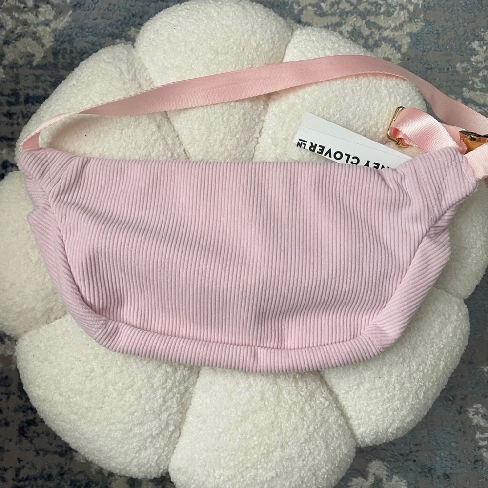 Stoney Clover Lane Ribbed Light Pink Jumbo Fanny Pack - Picture 2 of 4